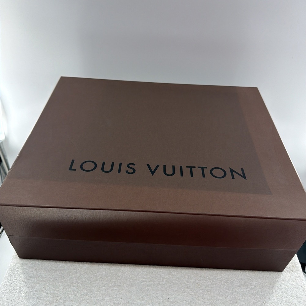 Louis Vuitton Brown Large Box With Lid 19.75"x 16"x6.75" Some Fading On Top